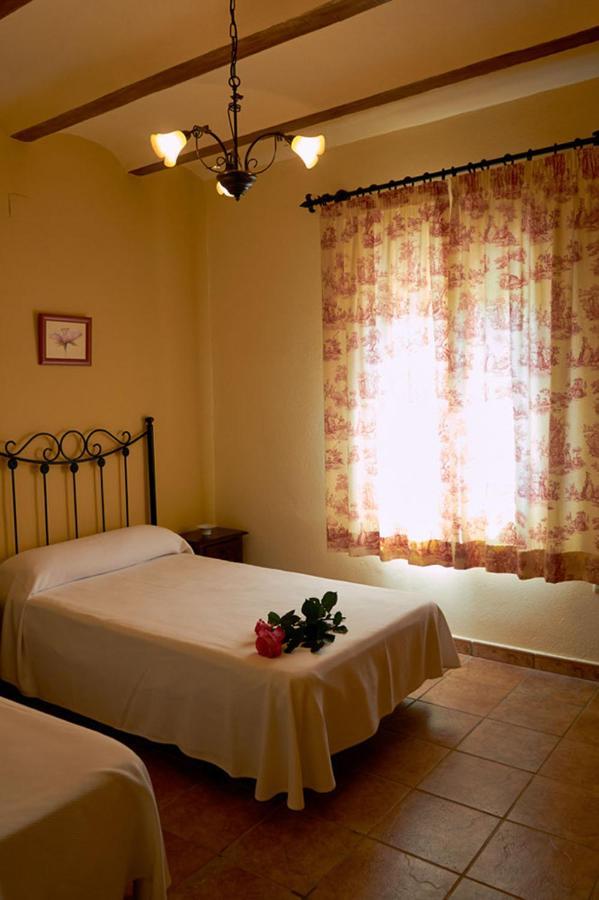 Casas Rurales Amable- Yeste Cortijo Prados Exterior foto